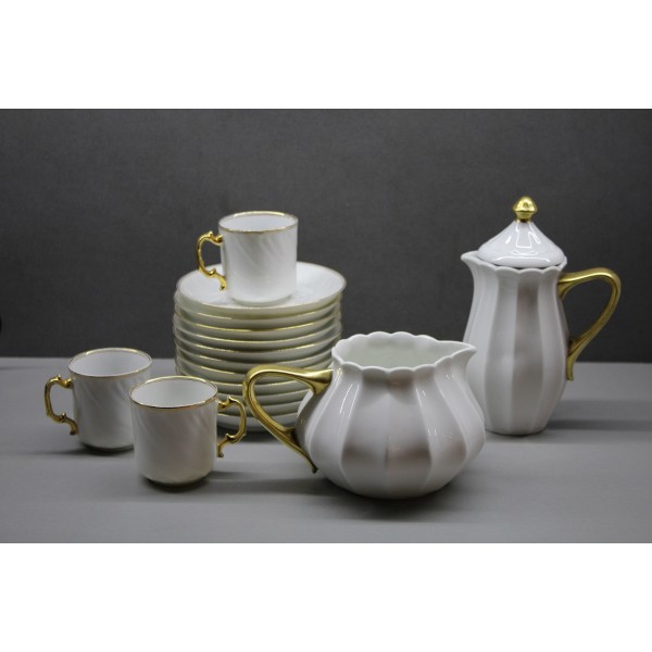Zestaw porcelanowy do kawy